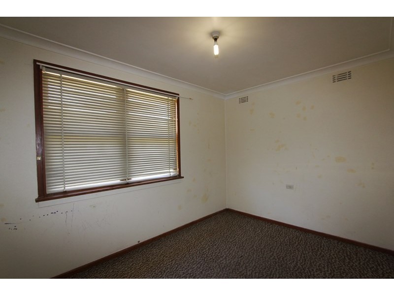 20 Renshaw Street, Goulburn NSW 2580