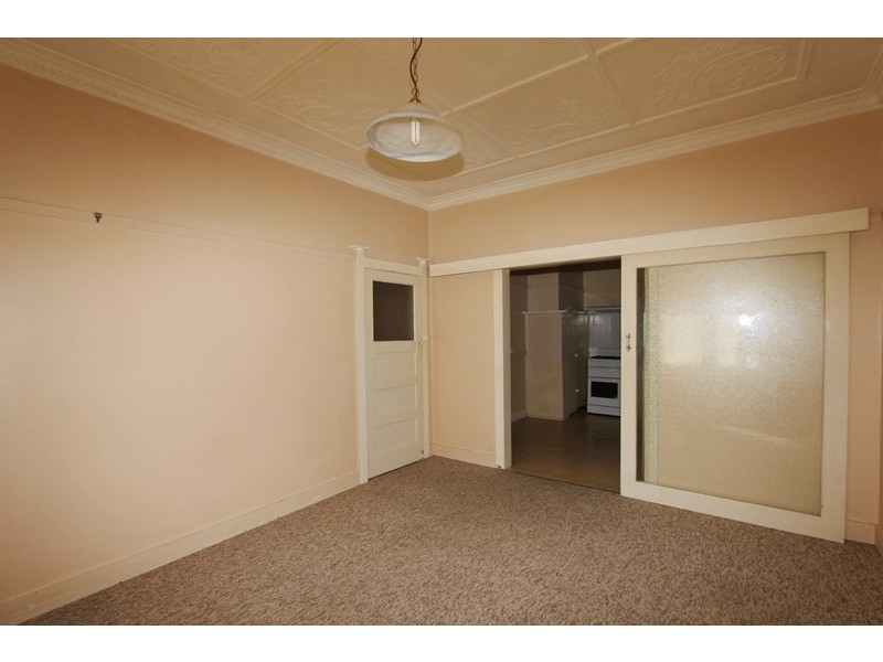 74 Sloane Street, Goulburn NSW 2580