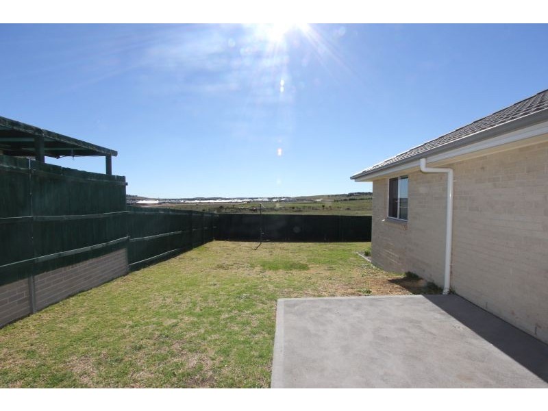 2 Stombuco Place, Goulburn NSW 2580