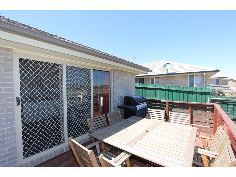 4 Stombuco Place, Goulburn NSW 2580