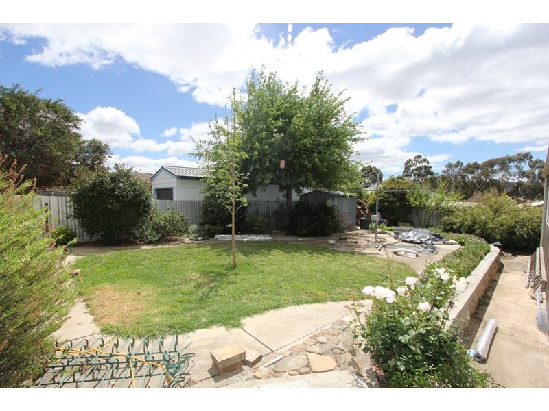 7 Bradford Drive, Goulburn NSW 2580