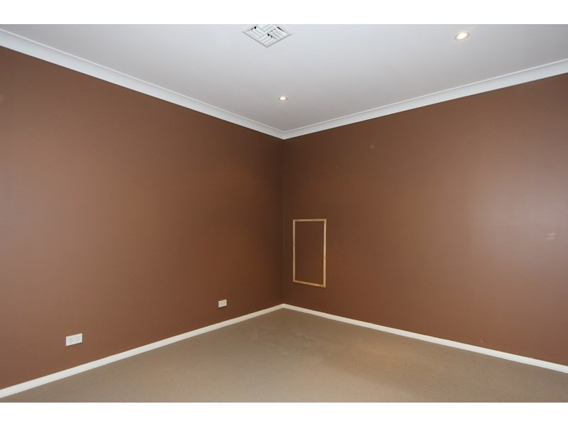 87 Coromandel Street, Goulburn NSW 2580