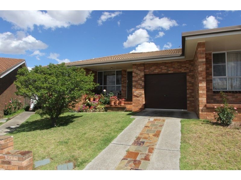 11/114 Clifford Street, Goulburn NSW 2580