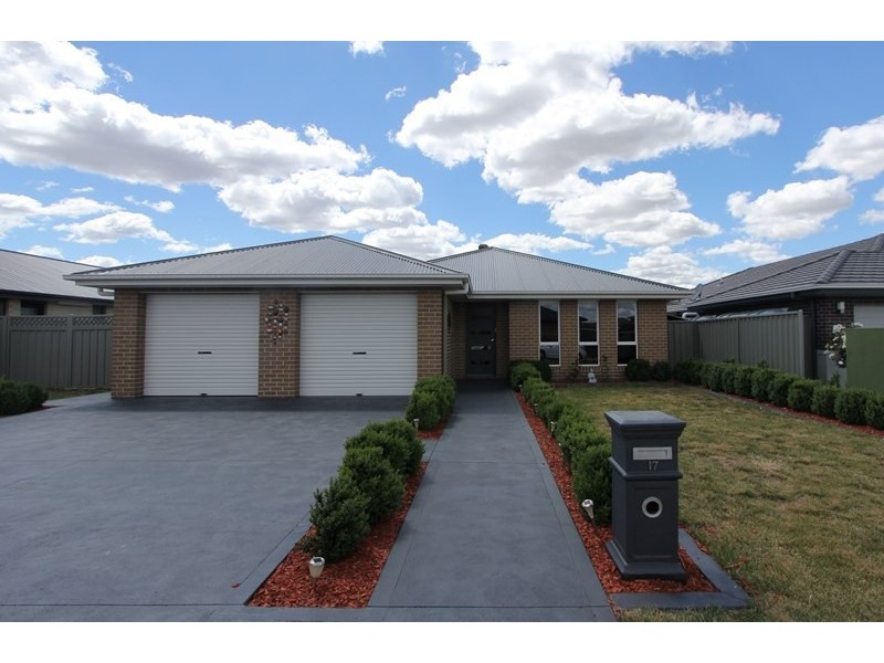 17 St Aubyn Road, Goulburn NSW 2580