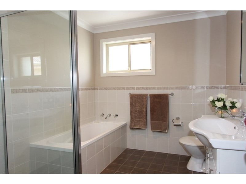 25 St Aubyn Road, Goulburn NSW 2580