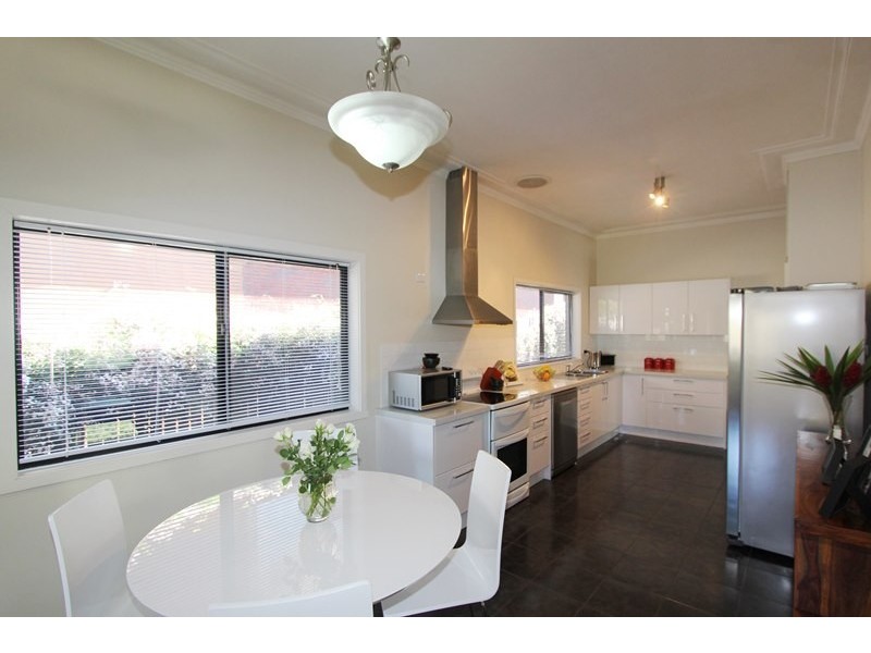 7 Cathcart Street, Goulburn NSW 2580
