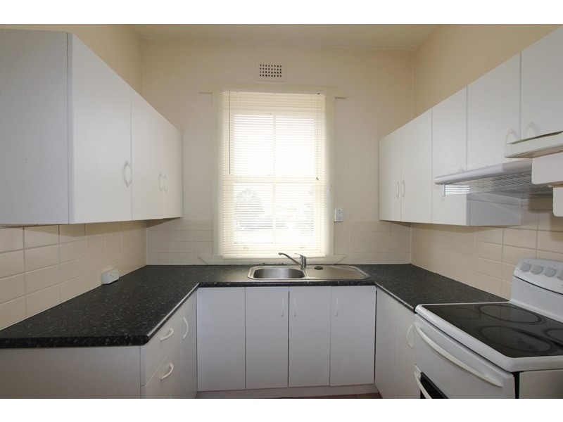 18 Addison Street, Goulburn NSW 2580
