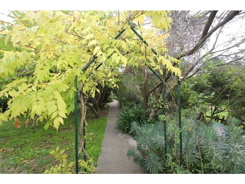 136 Clinton Street, Goulburn NSW 2580