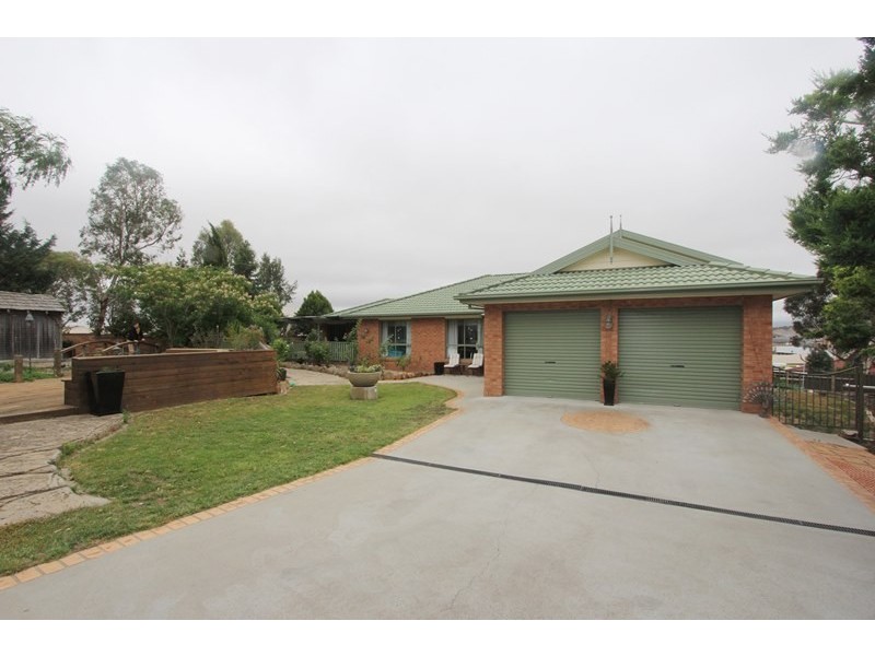 11 Oakwood Avenue, Goulburn NSW 2580