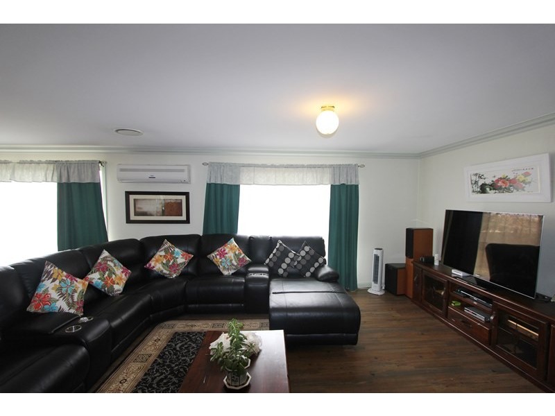 11 Oakwood Avenue, Goulburn NSW 2580