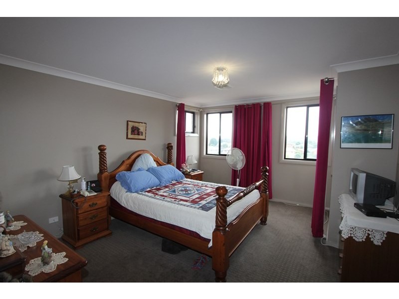 2 Thomas Place, Goulburn NSW 2580