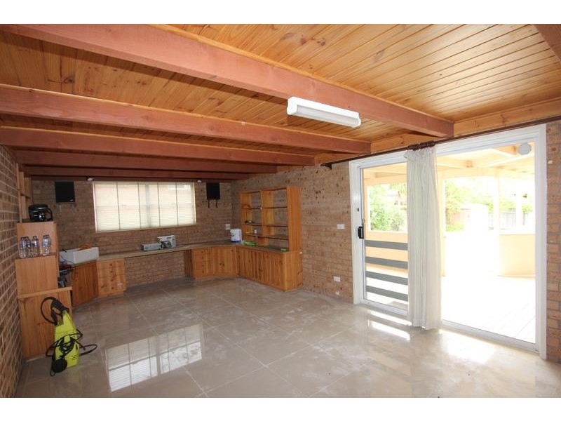 11 Ballanya Avenue, Goulburn NSW 2580