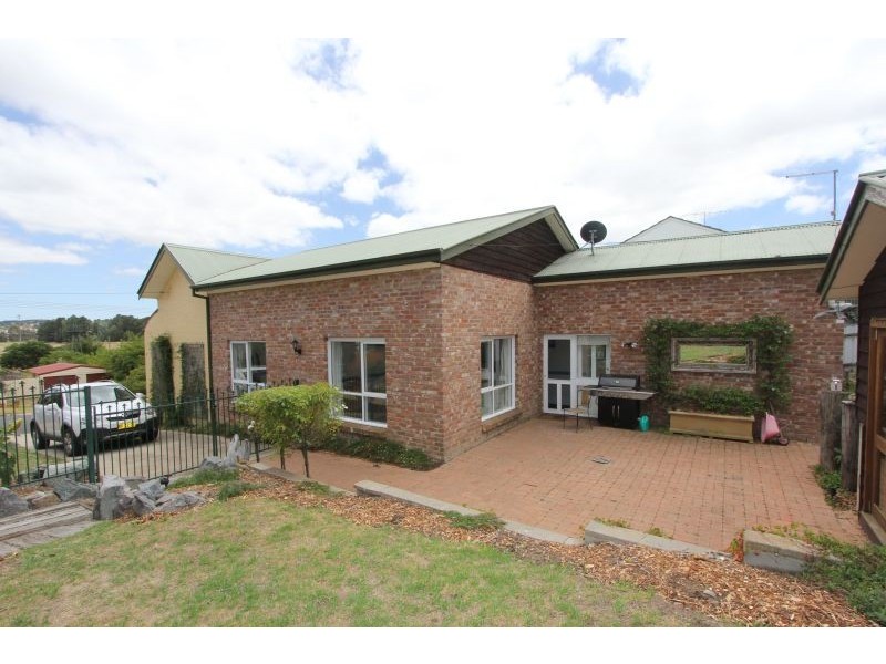 63 Eleanor Street, Goulburn NSW 2580