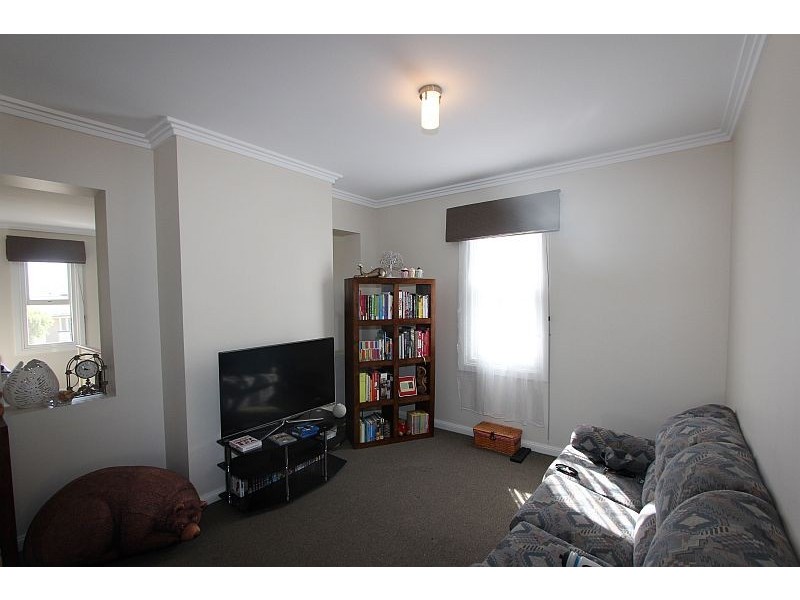 42 Lansdowne Street, Goulburn NSW 2580