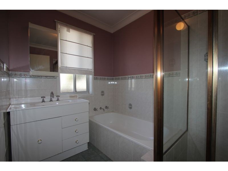 4 Ruby Street, Goulburn NSW 2580