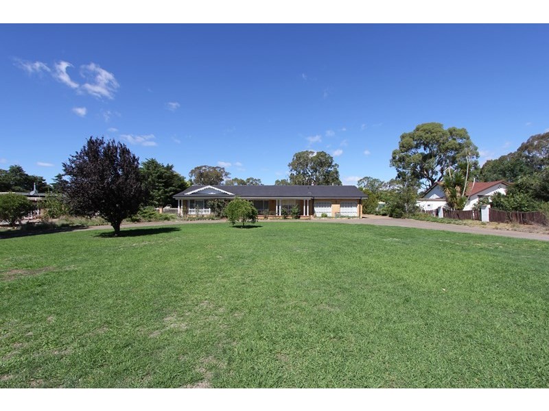 28 Dewhirst Street, Goulburn NSW 2580