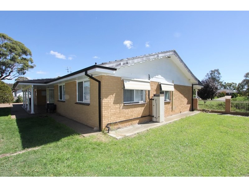 28 Dewhirst Street, Goulburn NSW 2580