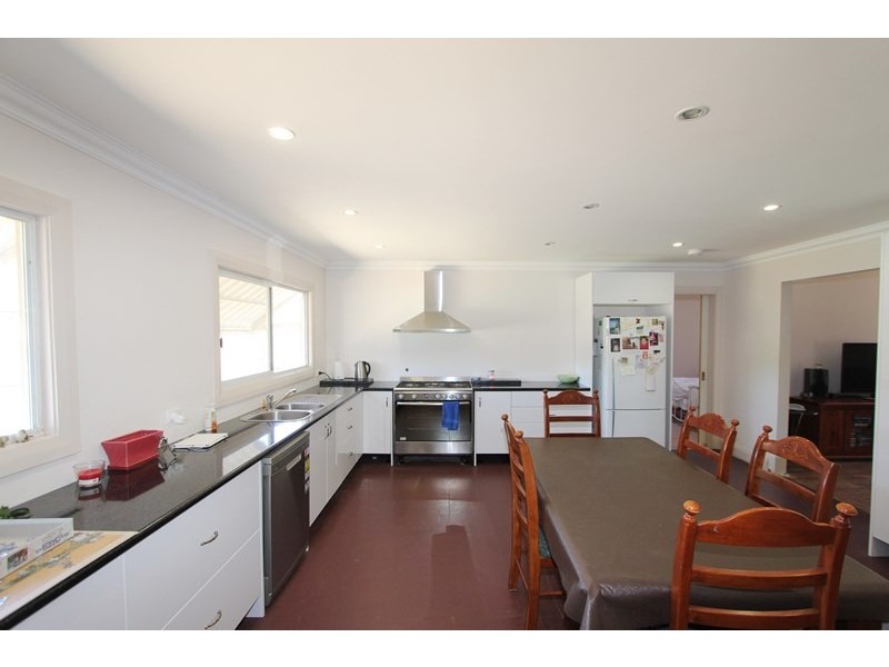 40 Wollondilly Avenue, Goulburn NSW 2580
