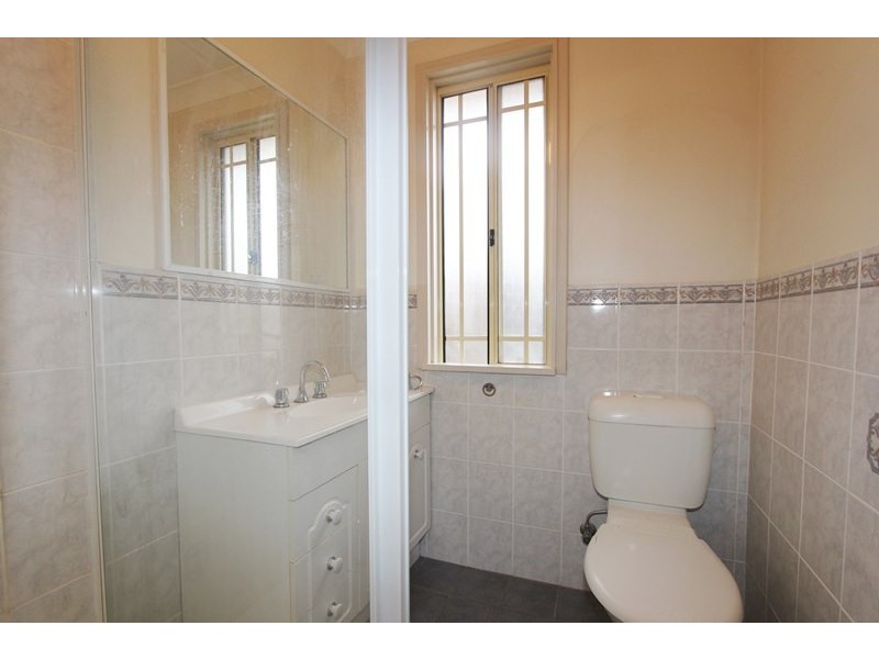 18 Elm Street, Goulburn NSW 2580