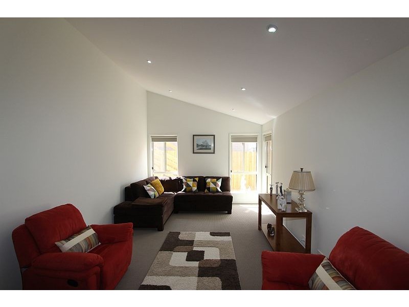 4 Walsh Drive, Goulburn NSW 2580