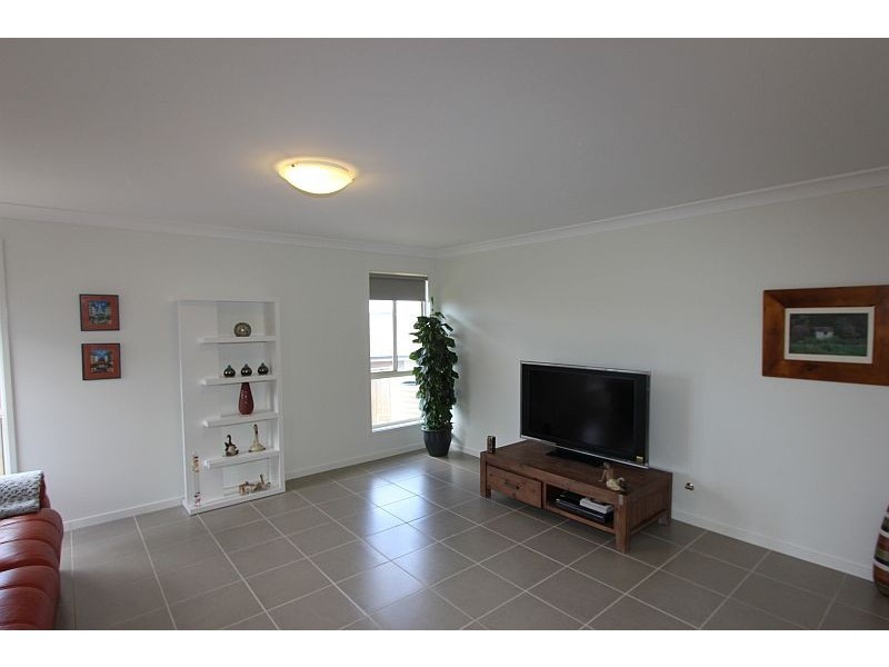 4 Walsh Drive, Goulburn NSW 2580