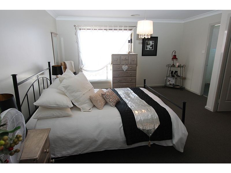 1 Monastery Drive, Goulburn NSW 2580