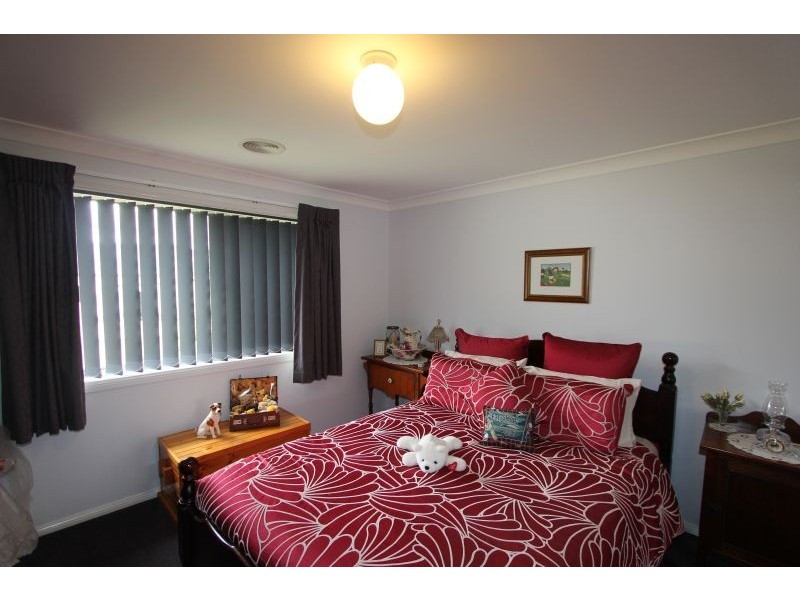 3 James Place, Goulburn NSW 2580