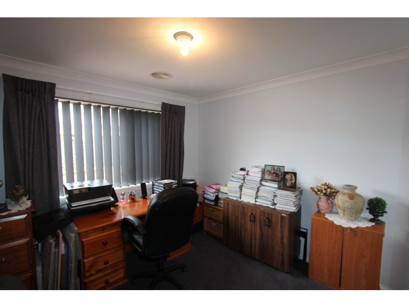 3 James Place, Goulburn NSW 2580