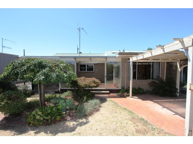 18 Gibson Street, Goulburn NSW 2580