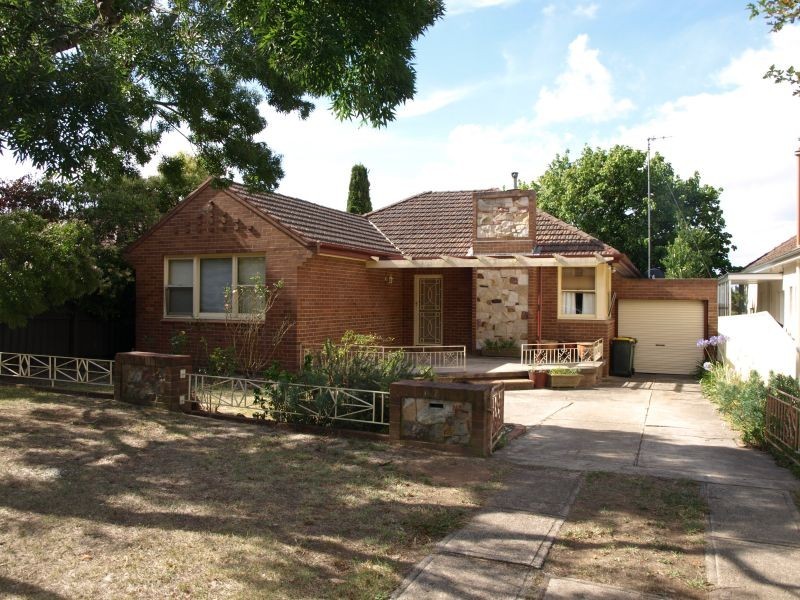 7 Lawrenny Avenue, Goulburn NSW 2580