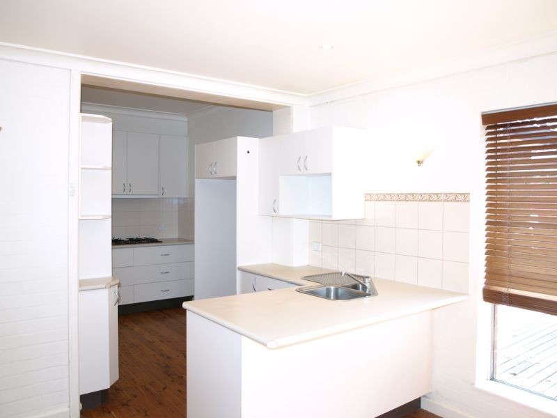 7 Lawrenny Avenue, Goulburn NSW 2580