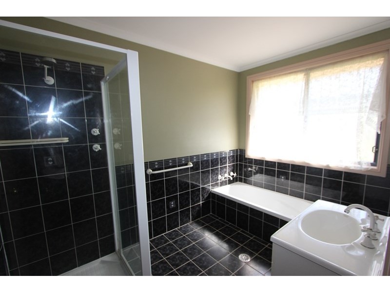 34 Ivy Lea Place, Goulburn NSW 2580