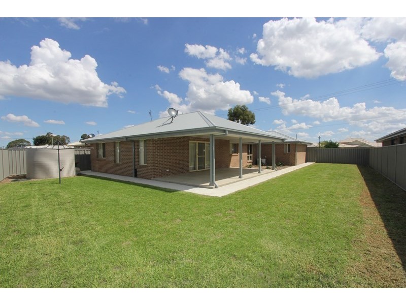 93 Gibson Street, Goulburn NSW 2580