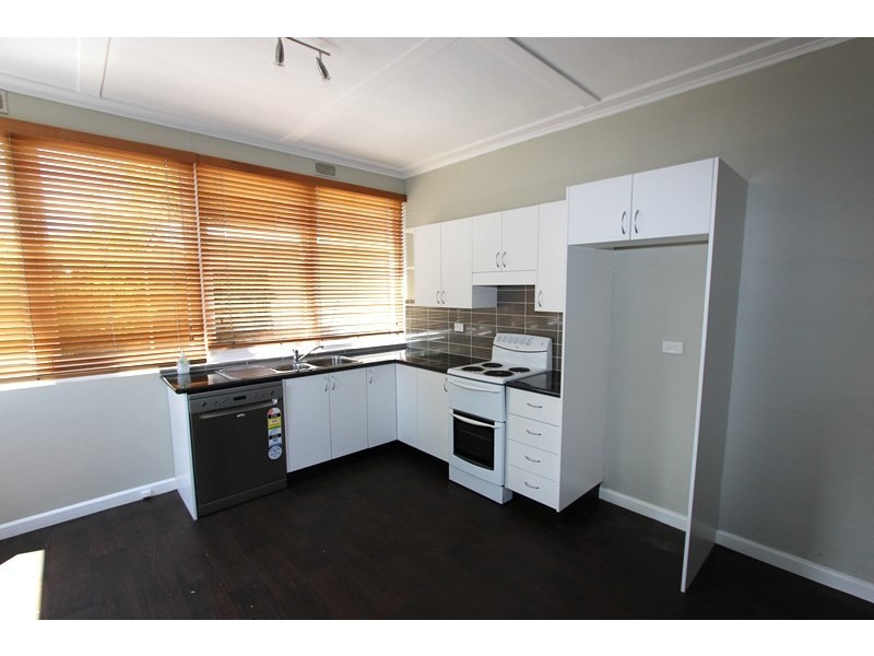 86 Lagoon Street, Goulburn NSW 2580