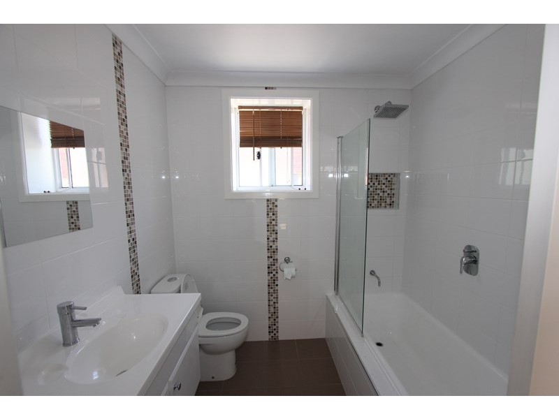 86 Lagoon Street, Goulburn NSW 2580