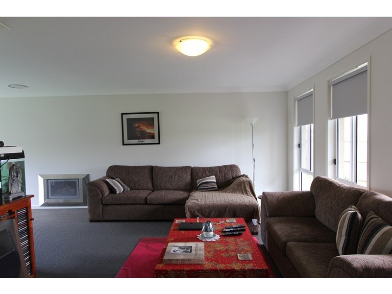 6 Dunne Close, Goulburn NSW 2580