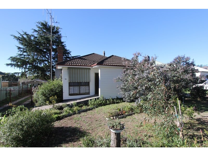 99 Hume Street, Goulburn NSW 2580