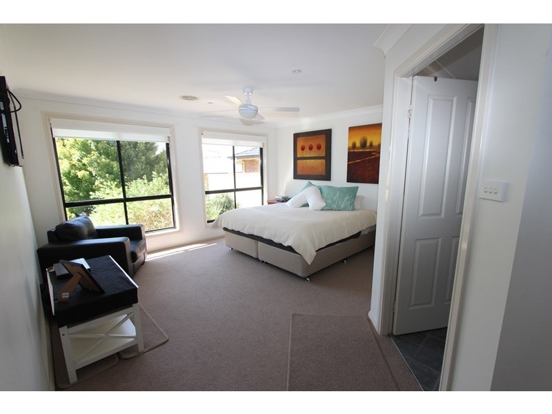 12 Rosedale Court, Goulburn NSW 2580