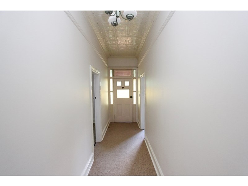 16 George Street, Goulburn NSW 2580