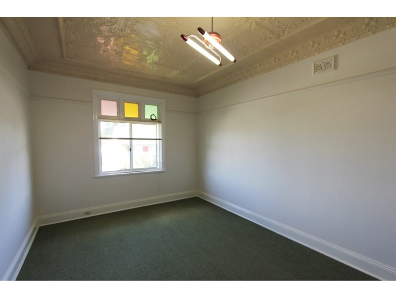 16 George Street, Goulburn NSW 2580