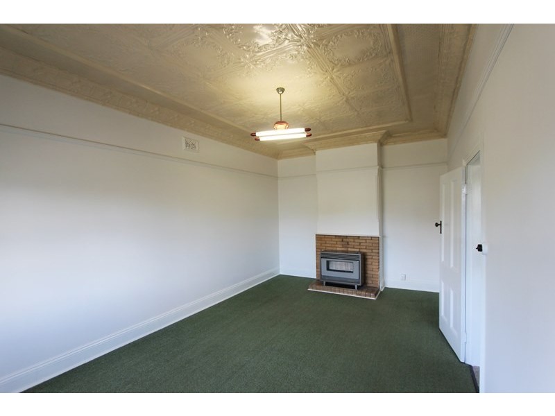 16 George Street, Goulburn NSW 2580