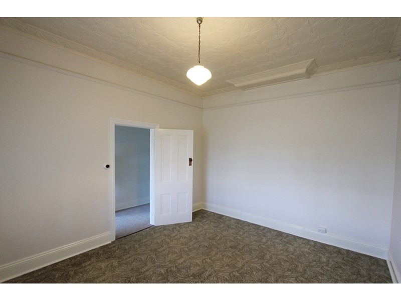 16 George Street, Goulburn NSW 2580