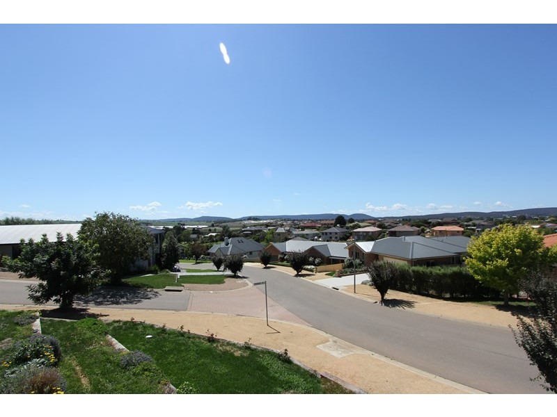 2 Thomas Place, Goulburn NSW 2580