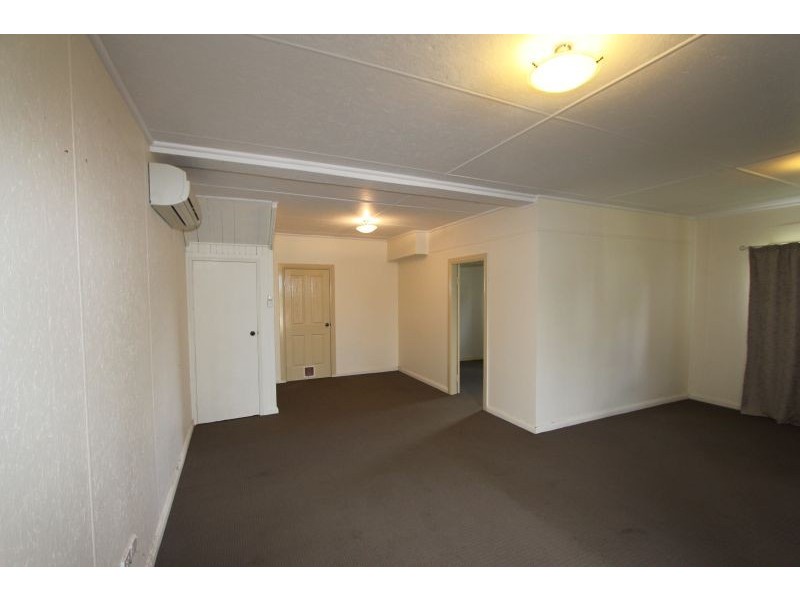 16 Run-O-Waters Drive, Goulburn NSW 2580