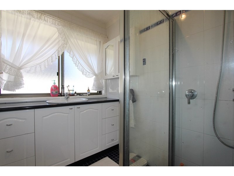 1 Yarrowlow Street, Goulburn NSW 2580