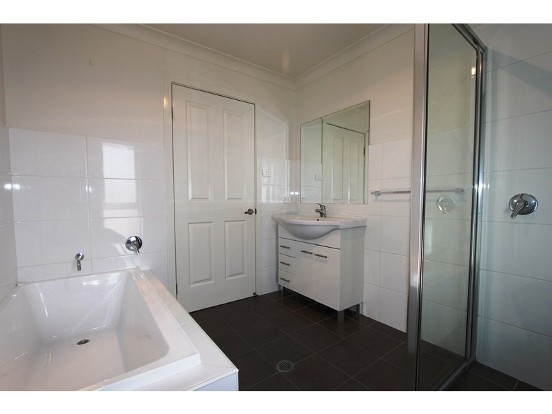 13 Monastery Drive, Goulburn NSW 2580