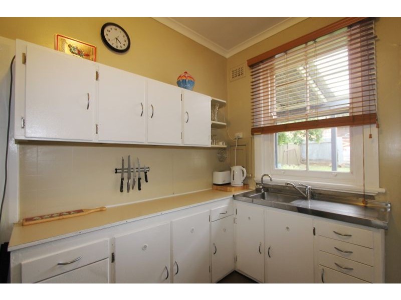 79 Clinton Street, Goulburn NSW 2580