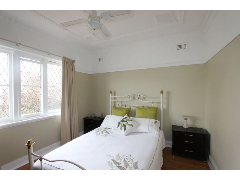 79 Clinton Street, Goulburn NSW 2580