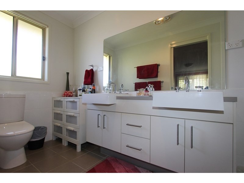 6 Brennan Drive, Goulburn NSW 2580