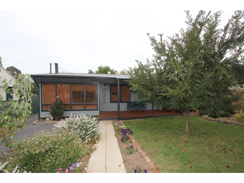 36 Wyatt Street, Goulburn NSW 2580